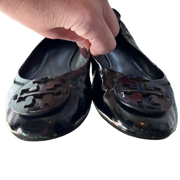 Tory Burch - Reva Black Patent Leather Flats Sz 7 - Picture 7 of 15